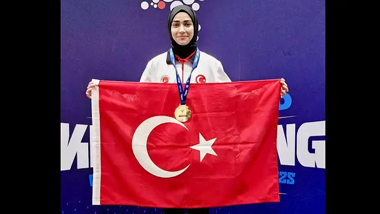 Özlem Melek Korkmaz'dan Abu Dabi'de Tarihi Dünya Şampiyonluğu