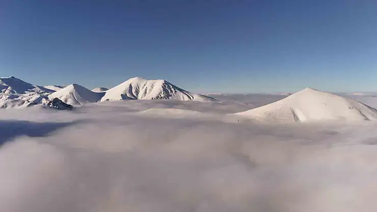 Palandöken Dağı'nda sisli manzara, kayak sezonuna hazır!