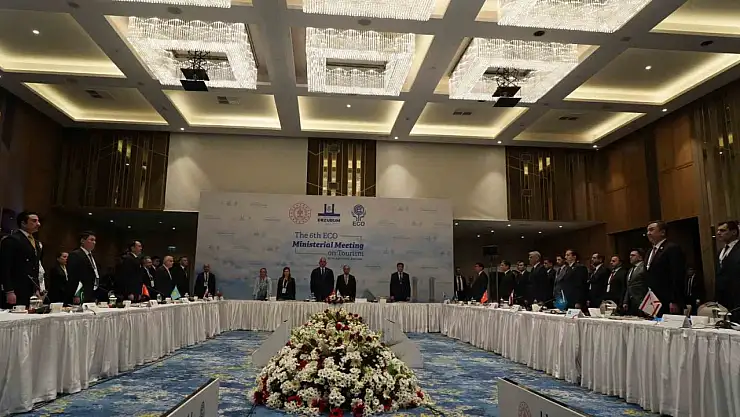 Palandöken Ekonomi Forumu: 'Akıllı Dünyada Adil Bir Gelecek' Temasıyla Başladı
