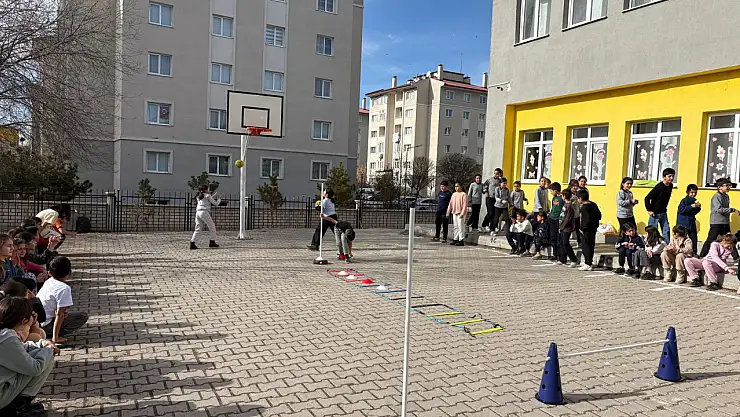 Pasinler'de Öğrenciler Sporla Dolu Bir Gün Geçirdi