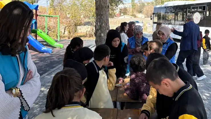 Pasinler Gençlik Merkezi'nden Horasan Aliçeyrek Köyü'ne Ziyaret