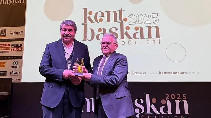Patnos Belediyesi'nin hizmet anlayışı Kayseri'de ödülle taçlandı