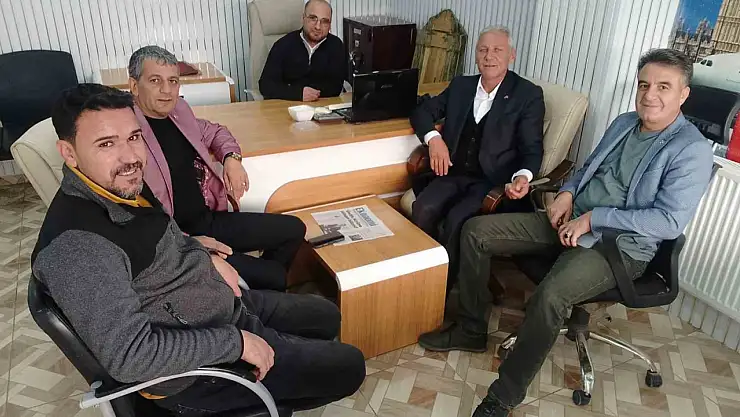 Patnos esnafı MHP heyetini ağırladı