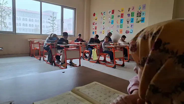 Patnos Gençlik Merkezi'nde eğitimler tüm hızıyla devam ediyor