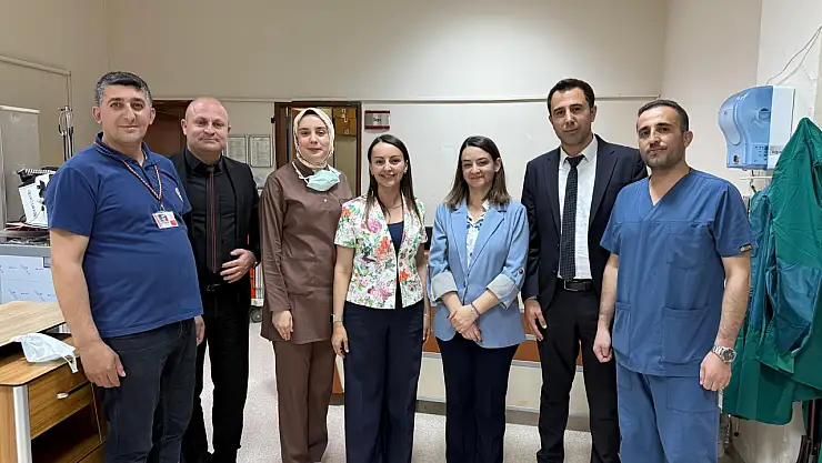 Patnos'ta bayramda görev yapan sağlıkçılar unutulmadı