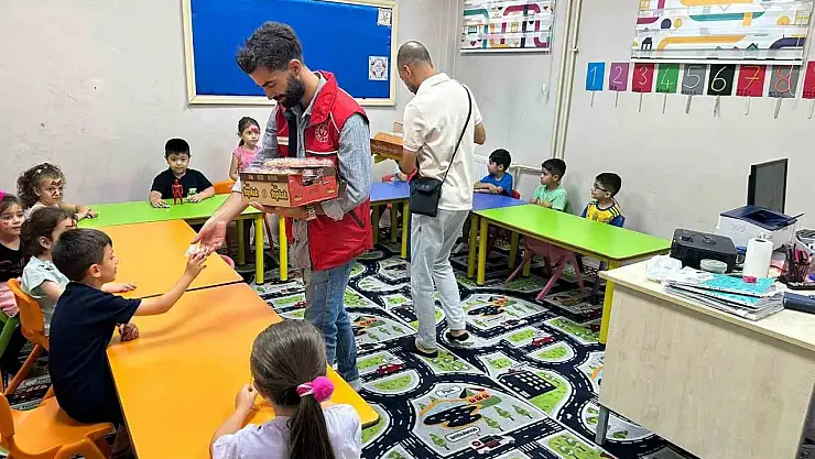 Patnos'ta çocuklar camide hem öğrendi hem eğlendi