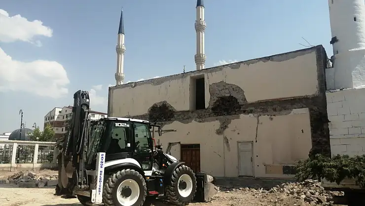 Patnos'ta Eski Merkez Camii Dönüşüyor: Yerine Bakın Ne Yapılacak?