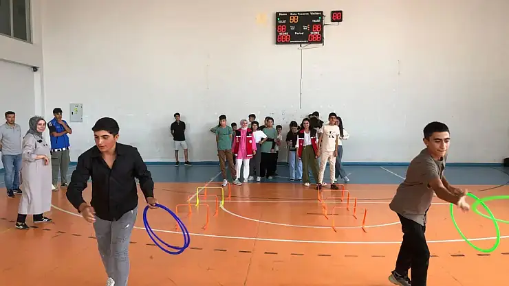 Patnos'ta gençlere 'Dijital Detoks' eğitimi: Teknoloji yerine hareket!