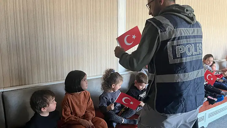 Patnos'ta minikler mesleklerle tanıştı