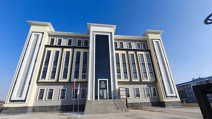 Patnos'un yeni kütüphanesi tamamlandı: Açılışa gün sayıyor