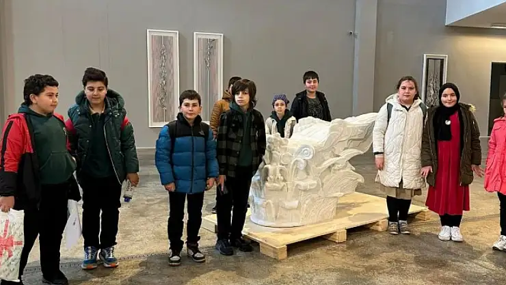 Pazaryolu'nda öğrenciler Baksı Müzesi'nde sanatla buluştu