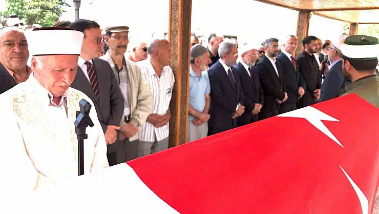 Prof. Dr. Muammer Yaylalı, sevgi dolu dualarla ebedi istirahatgâhına uğurlandı