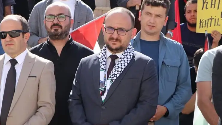 Prof. Dr. Mustafa Alican, İnsanlığın Onur Sınavı: Gazze Başlıklı Basın Açıklamasına Katıldı