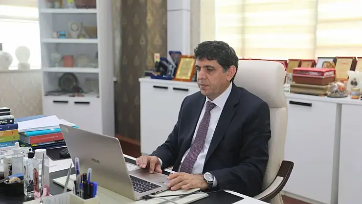 Rektör Alma, '11. Uluslararası Akdeniz Tıbbi ve Aromatik Bitkiler Sempozyumu'na Katıldı