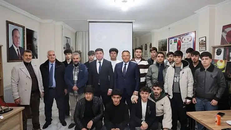 Rektör Gürel ve Başkonsolos Aliyev, Azerbaycanlı Öğrencilerle Buluştu