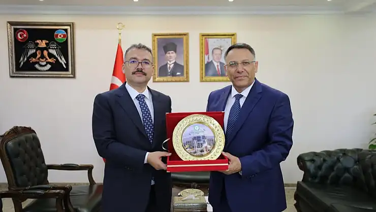 Rektör Prof. Dr. Ekrem Gürel'den Vali Ercan Turan'a İade-i Ziyaret