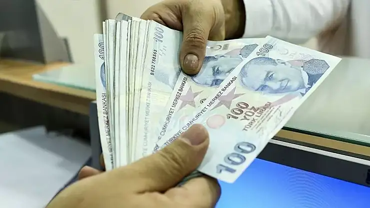 Resmi Gazete'de Memurlar ve Emekliler İçin Yeni Zam Müjdesi!