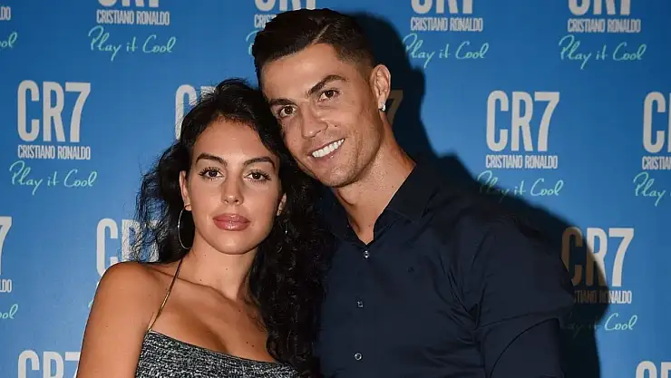 Ronaldo'nun Evlilik Sözleşmesi Gündeme Damga Vurdu!