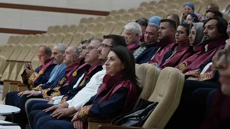 Sağlık Bilimleri Üniversitesi Erzurum Tıp Fakültesi yeni eğitim yılı açılışını yaptı