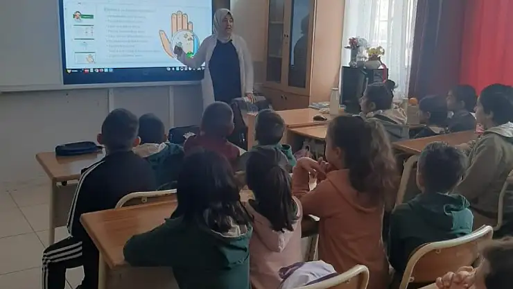 Sağlıklı Çocuk, Sağlıklı Gelecek Projesi Iğdır'da Öğrencilerle B buluştu