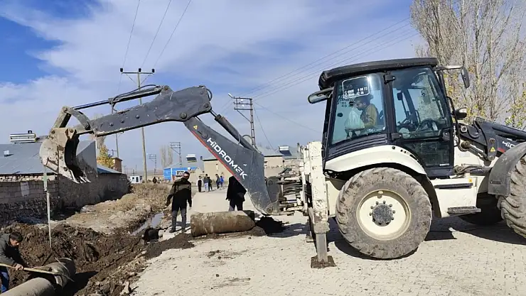 Salahane Mahallesi'nde Altyapı ve Yol İyileştirme Çalışmaları Sürüyor