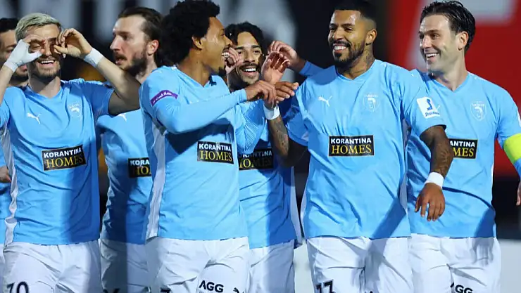 Şampiyonlar Ligi'nde bir ilk, 11 yıl sonra...  nerenin takımı, oyuncuları kim?