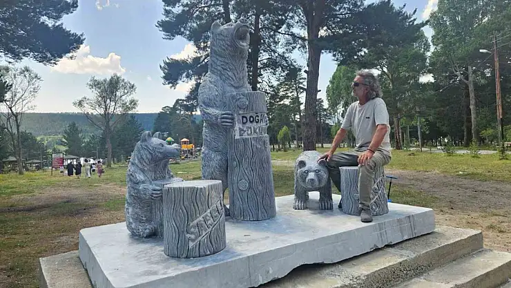 Sarıkamış'a Boz Ayı Heykeli: Yerel Sanatçıdan Turizm Cennetine Özel Hediye