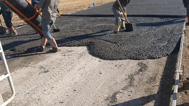 Sarıkamış Altınbulak Köyü'nde 5,1 kilometrelik beton yol tamamlandı