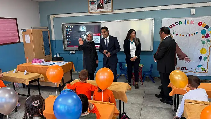 Sarıkamış Kaymakamı Enis Aslantatar'dan Okul Ziyaretleri: Yeni Eğitim-Öğretim Yılı Coşkusu