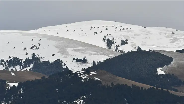 Sarıkamış ve Tunceli'de kıştan kalma manzaralar yaşandı