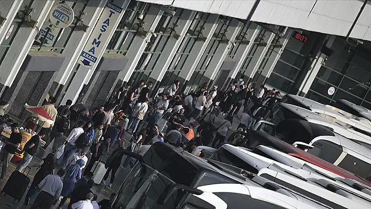 Şehir dışında okuyan öğrencilere 1900 lira ulaşım yardımı