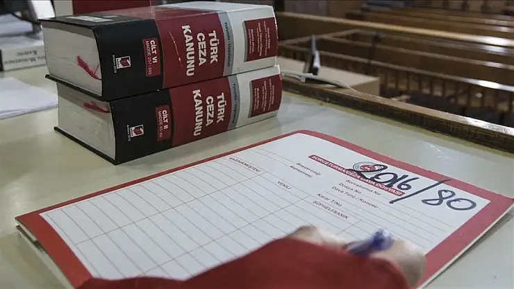 Silahla ateş edenlere ve trafik magandalarına daha ağır cezalar geliyor