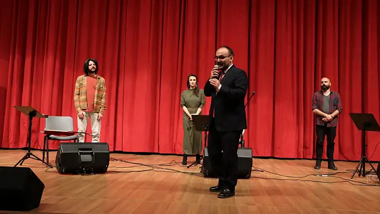Smyrne'den Barış Mesajı: 'Dünya İçin Birlikteyiz' Etkinliği Gerçekleşti