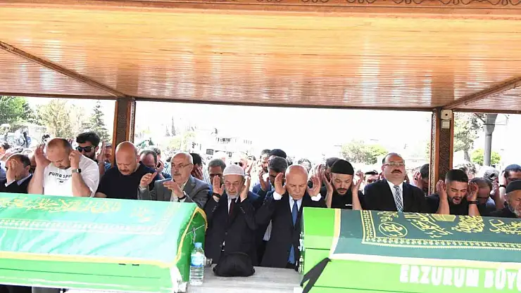 Son Yolculuğuna Dualarla Uğurlandı: Kamil Polat'ın Veda Töreni