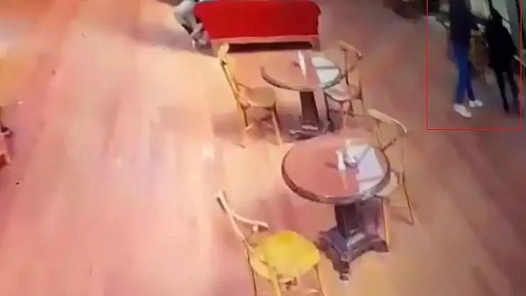 Sosyal medya fenomeni Danla Biliç'i eski sevgilisinin darp ettiği anlar kamerada