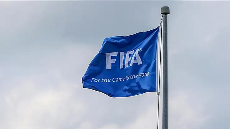 Süper Lig'de transfer şoku: İki kulübe FIFA'dan yasak