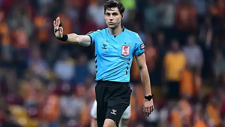 Süper Lig Hakemi Mehmet Türkmen: Kimdir?Mehmet Türkmen, Türk futbolunda önemli bir yere sahip