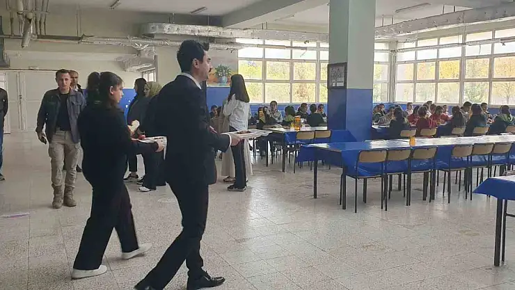 Susuz'da Kaymakam Tutal, öğrenci pansiyonlarını denetledi, güvenlik ve hijyen konularını inceledi