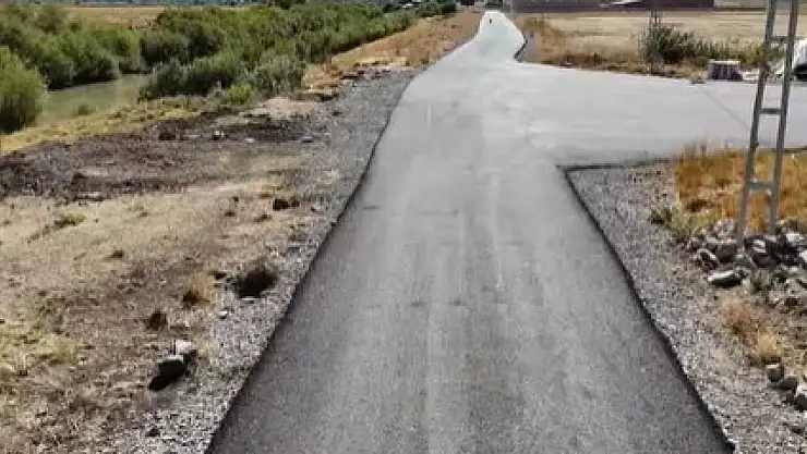 Sütlüce Mahallesi'ne Modern Yollar: Muş'ta Ulaşım Konforu Artıyor