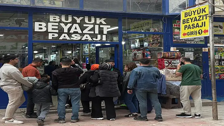 Tarihi dokusuyla öne çıkan Doğubayazıt'ta pasajlar ilgi görüyor