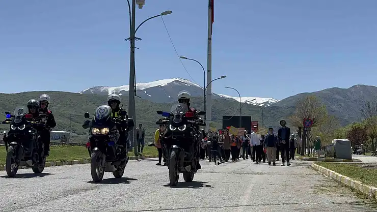 Tatvan'da Engelliler Haftası'na Özel Anlamlı Buluşma