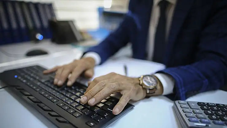Ticaret Bakanlığı ve TÜİK personel alımı yapıyor: Başvurular ne zaman?
