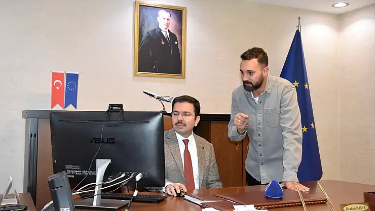 TKDK Van Koordinatörü Başak, 'Yılın Kareleri' oylamasına katıldı