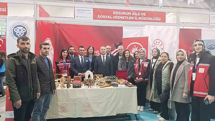 Topluma değer katan kariyer: Aile yılı standları büyük ilgi gördü