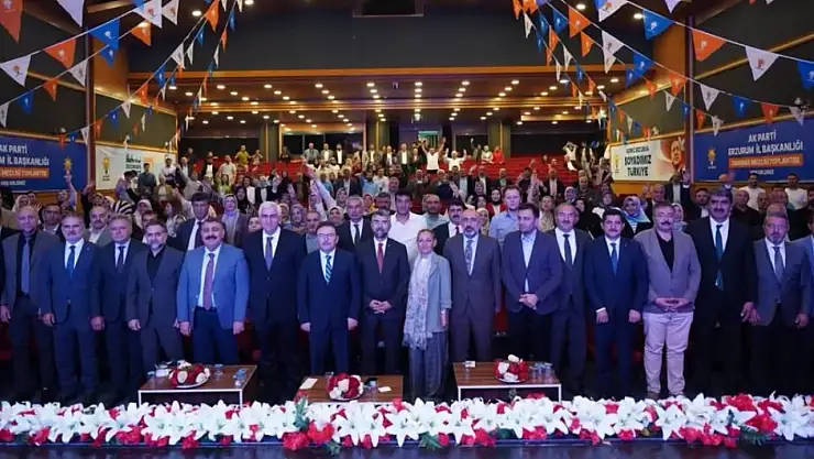 Tortum'da AK Parti Danışma Meclisi Toplantısı Yoğun Katılımla Gerçekleşti