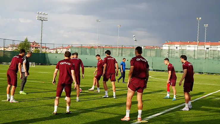 Trabzonspor'un Erzurum'daki Hazırlık Kampı Resmen Başladı