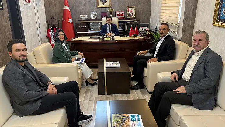 Türk Eğitim-Sen Özalp Temsilciliği'nden Kaymakam Bulut'a Nezaket Ziyareti