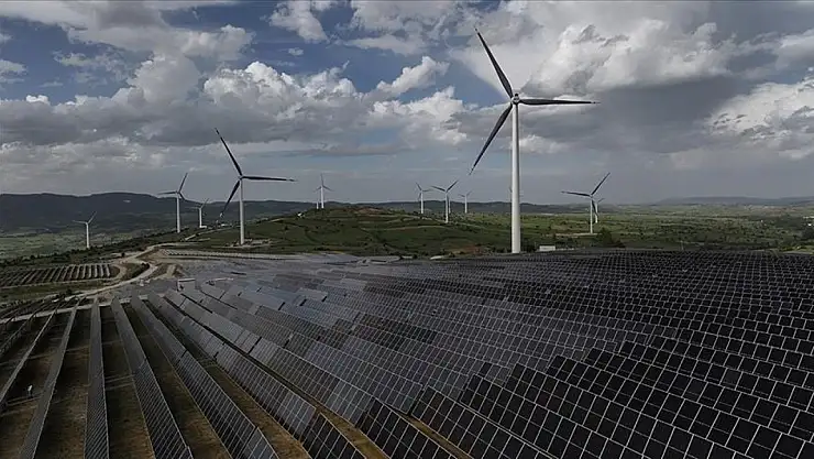 Türkiye'de temiz enerji santral sayısı 34 bini geçti