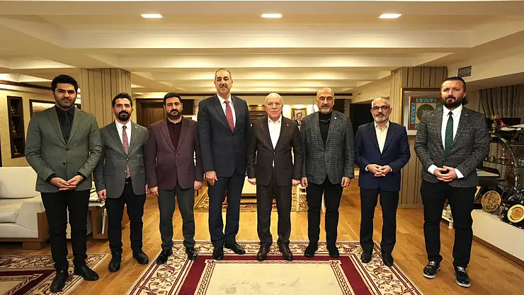 Türkiye Uzay Ajansı Yönetim Kurulu Üyesi Karabeyoğlu, Erzurum Büyükşehir Belediyesi'nde Ağırladı