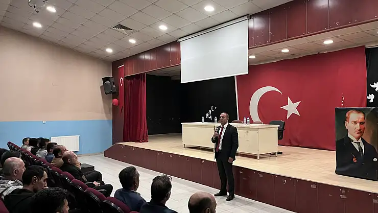 Türkiye Yüzyılı Maarif Modeli Kapsamında Öğretmen Semineri Düzenlendi